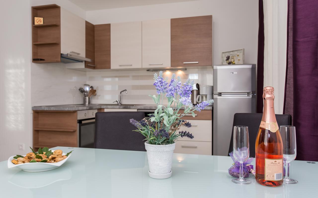 Apartments Lavanda Baška Exteriör bild