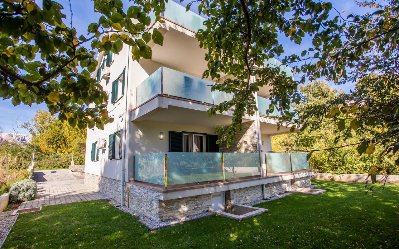 Apartments Lavanda Baška Exteriör bild